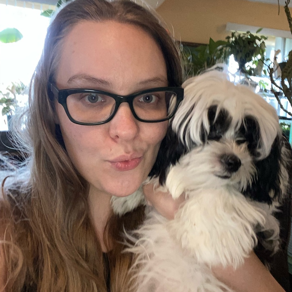 Meet your Posher, Leeann